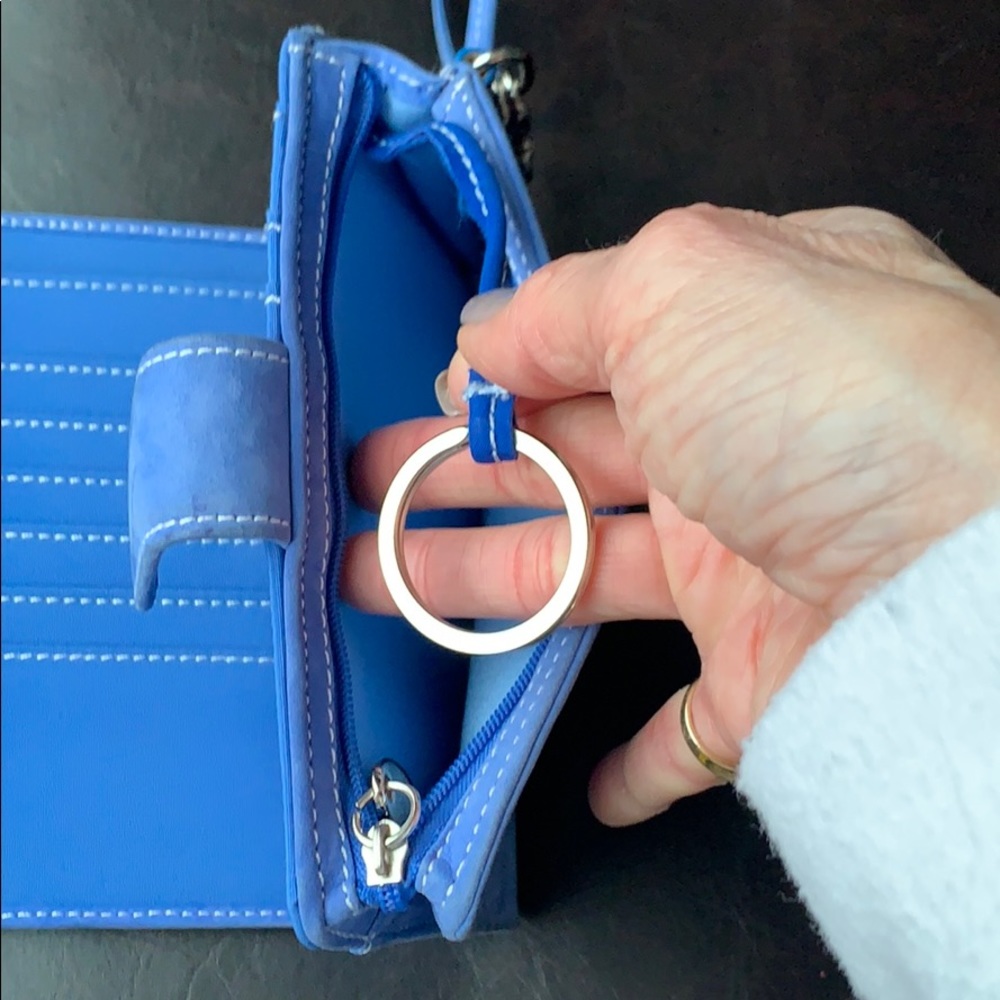 Italian Calfskin Blue Wallet/Wristlet. - Picture 5 of 11